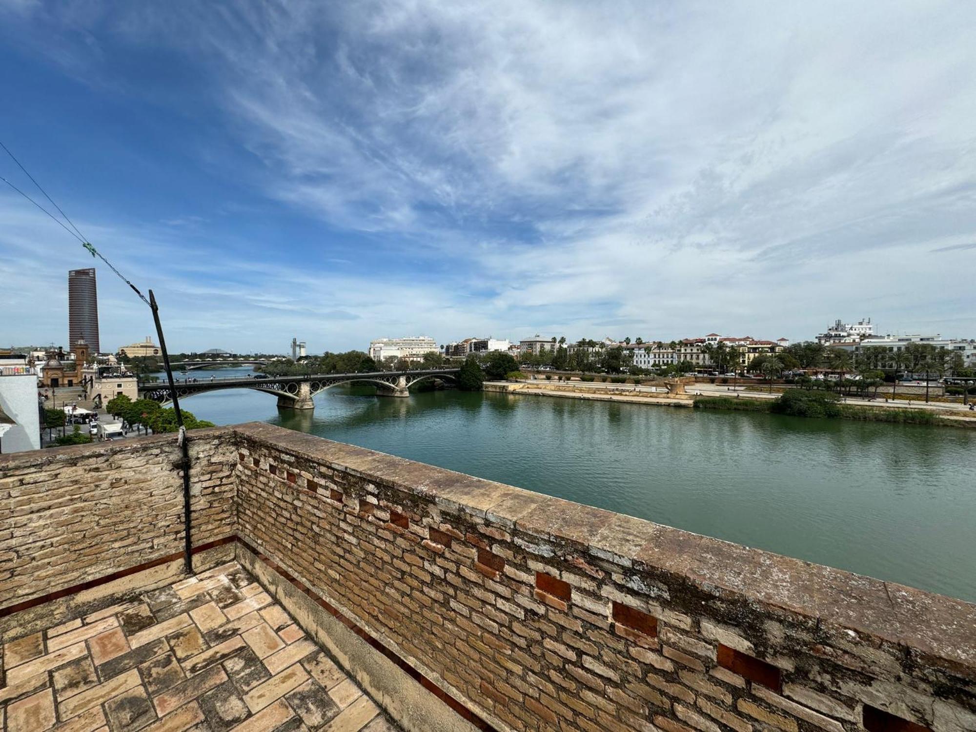 דירות סביליה Wonderful Duplex In Calle Betis מראה חיצוני תמונה